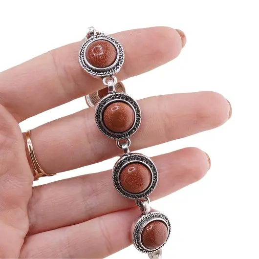Bratara Goldstone maro cu montura din metal, model filigranat împletit rotund, imagine 3