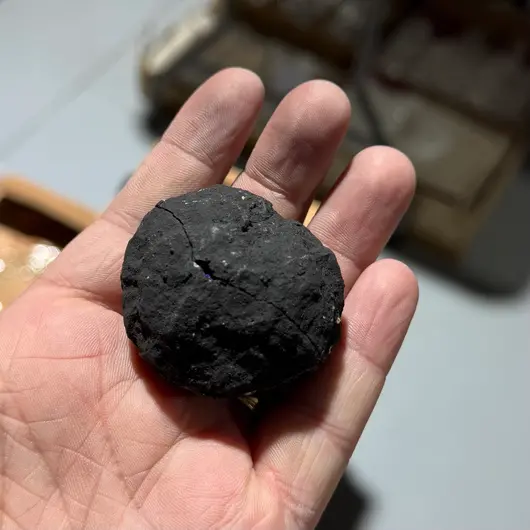 Geoda cuart de Maroc, mica - 4-5cm, mov-indigo, imagine 3