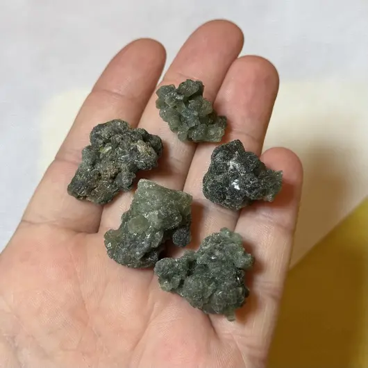 Prehnit de Maroc brut, verde inchis, 2cm, imagine 3