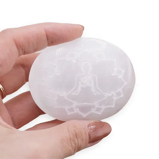 Selenit palmstone gravat cu lotus si simbolul OM, 6-7cm, imagine 4