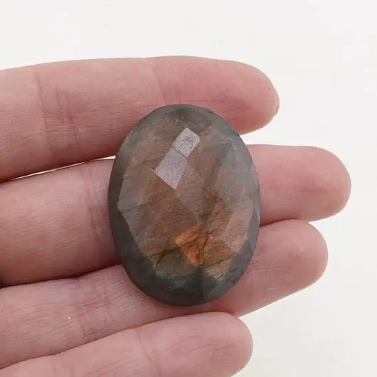 Cabochon Labradorit fatetat 35x26x8,5mm F76