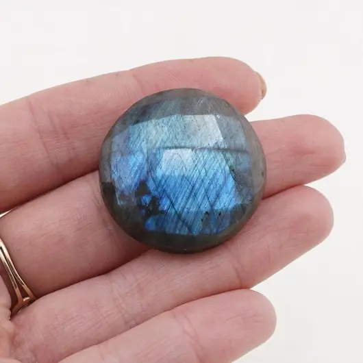 Cabochon Labradorit fatetat 31x31x9mm F113