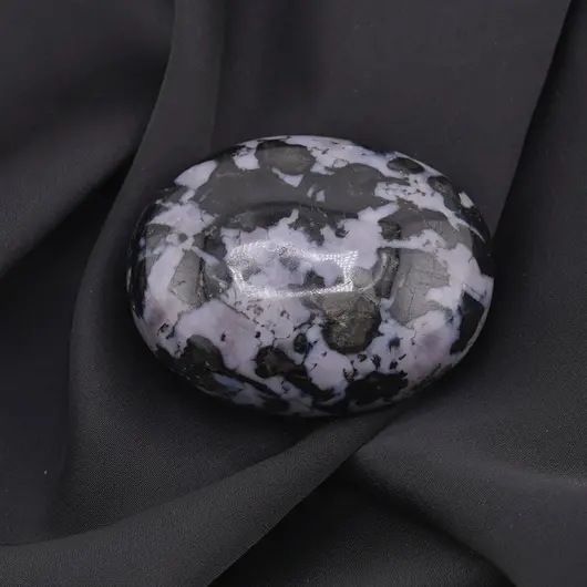 Palm Stone Merlinit C128, 84g, imagine 2