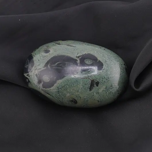 Palm Stone Jasp Kambaba C25, 140g, imagine 2