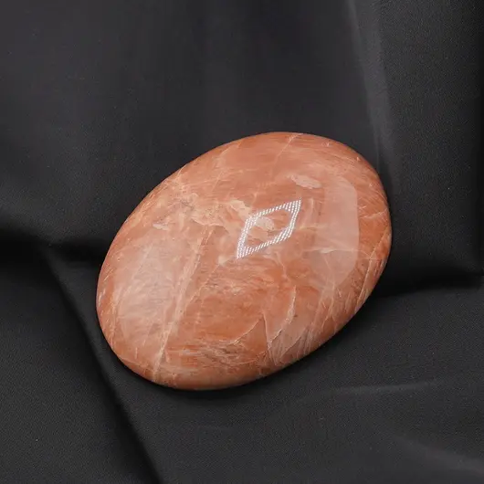 Palm stone Piatra Lunii piersica C115, 92g, imagine 2