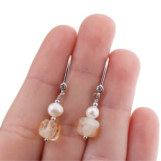 Cercei cu agatatoare din Argint 925 si zirconiu cu Citrin cub 6-7mm si Perle de cultura 5mm, imagine 4