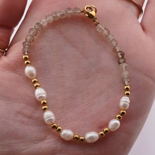 Bratara Cuart fumuriu discuri fatetate 4mm si Perle de cultura 5-6mm cu bumbi aurii, imagine 3