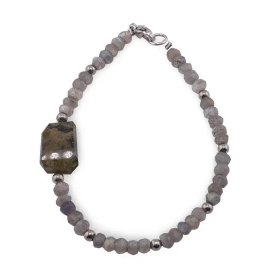 Bratara Labradorit discuri fatetate 4mm si cristal fatetat cu bumbi argintii