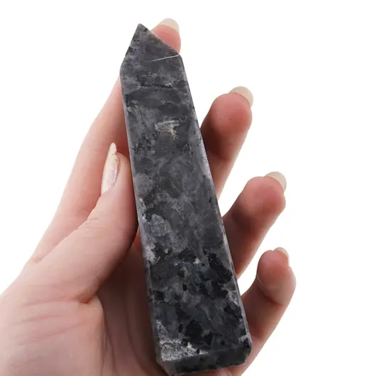 Turn / Obelisc cu patru fatete din Larvikit, 120-150g, imagine 3