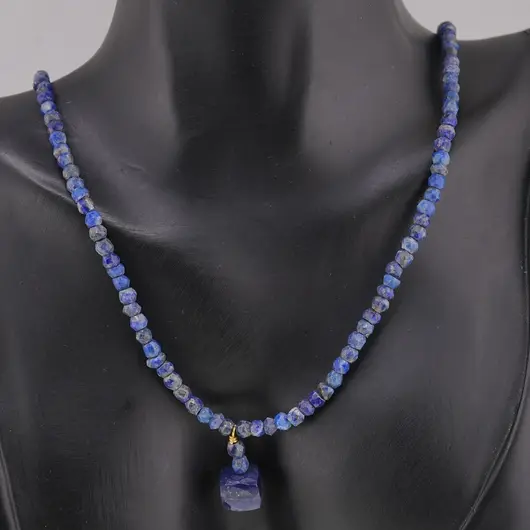 Colier Lapis lazuli discuri fatetate 4mm si pandantiv cub fatetat 8-9mm, imagine 2