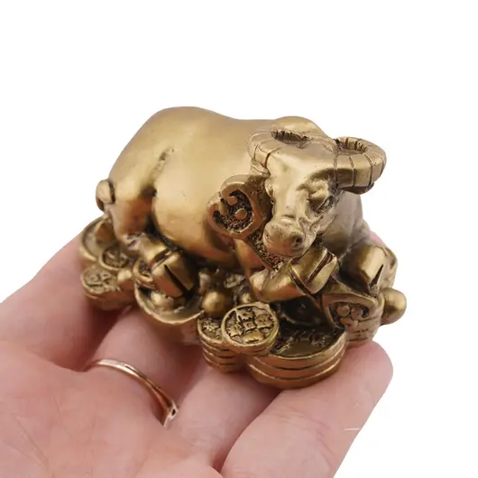Statueta Feng Shui Bivol cu Ru yi din rasina, 6cm, imagine 3