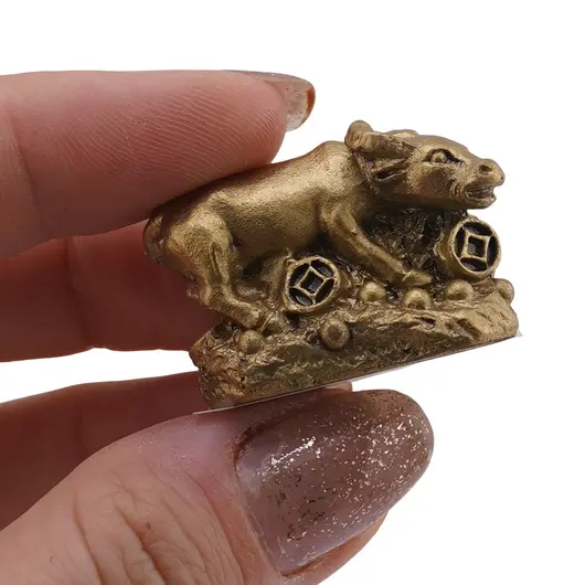Statueta Feng Shui Bivol mic in picioare cu monede din rasina, 3cm, imagine 3