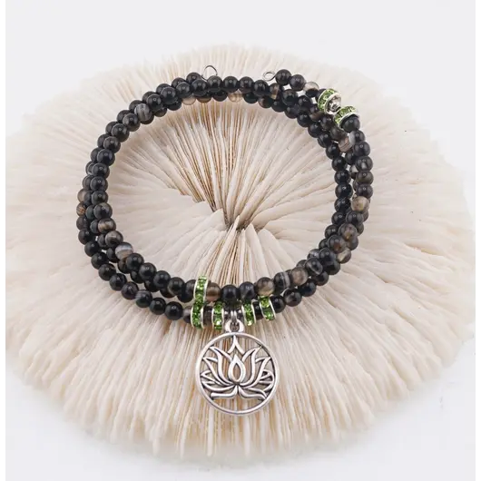 Bratara tripla ajustabila cu pietre semipretioase, Agat negru sfere 4mm cu charm floare de lotus si zirconiu verde, imagine 2