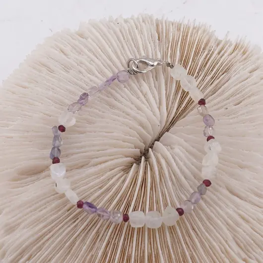 Bratara Ametist lavanda si Piatra lunii banuti 3-5mm, Granat discuri fatetate 2mm, imagine 2