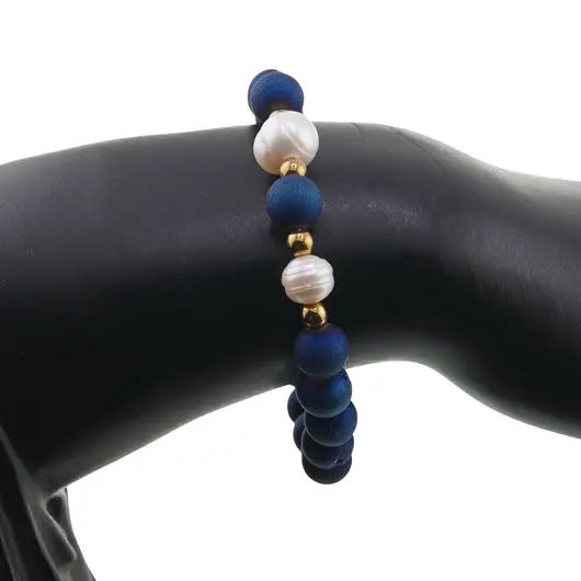 Bratara pe elastic Perle de cultura, bumbi aurii si Cuart druzy electroplacat albastru sfere 8mm, imagine 3