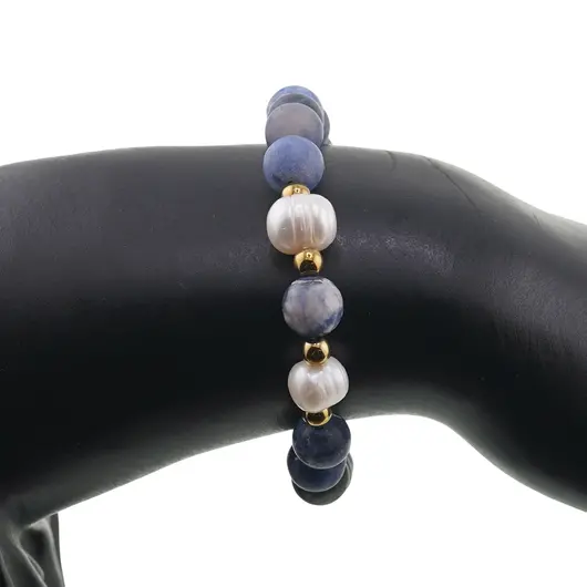 Bratara pe elastic Perle de cultura, bumbi aurii si Sodalit sfere mate 8mm, imagine 3