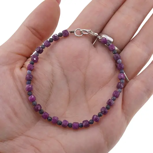 Bratara Rubin cuburi fatetate 4mm si Safir sfere fatetate 3mm, imagine 3