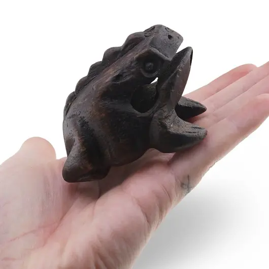 Figurina broasca vintage din lemn sculptat manual, 6,5cm, imagine 3