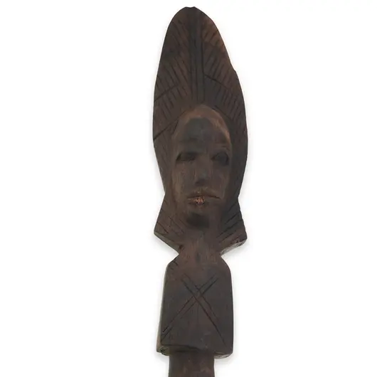 Pumnal decorativ vintage din lemn sculptat manual, maner cu chip tribal, 47cm, imagine 2