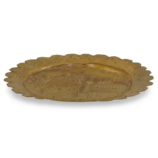 Farfurie decorativa din alama vintage, model rotund cu peisaj in relief, 7,5cm, imagine 3