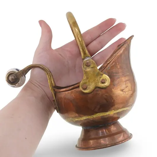 Galeata decorativa vintage din cupru cu maner din alama si portelan, 17cm, imagine 3