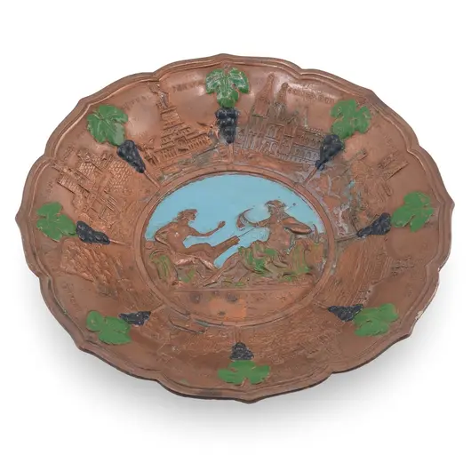 Farfurie decorativa vintage din cupru, model in relief cu scene mitologice, 16cm