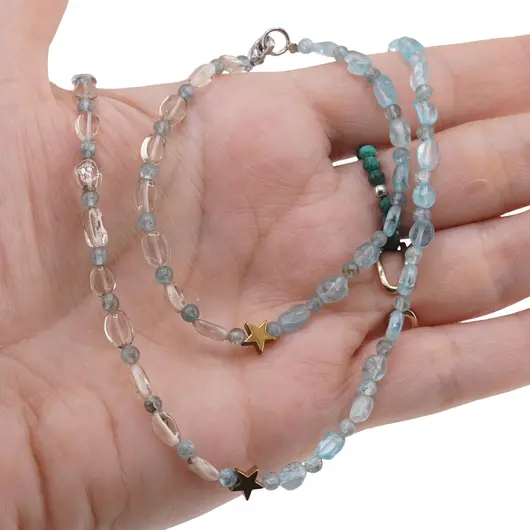 Set bratara si colier Apatit neuniform si sfere 3-6mm, Cuart fumuriu neuniform 5-8mm si steluta din Hematit auriu 6mm, imagine 3