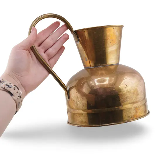Ulcior vintage din alama cu gat evazat si maner curbat, 21cm, imagine 3