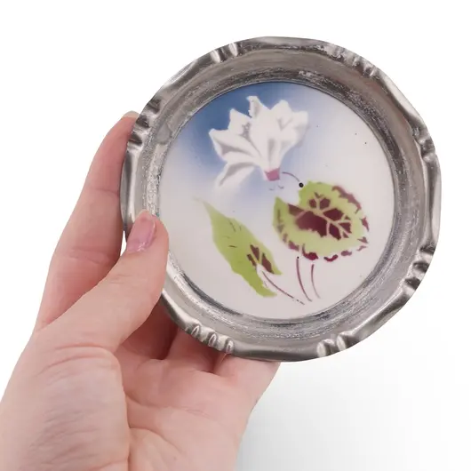 Suport pahar vintage din metal cu insertie floare alba, 9,5cm, imagine 3