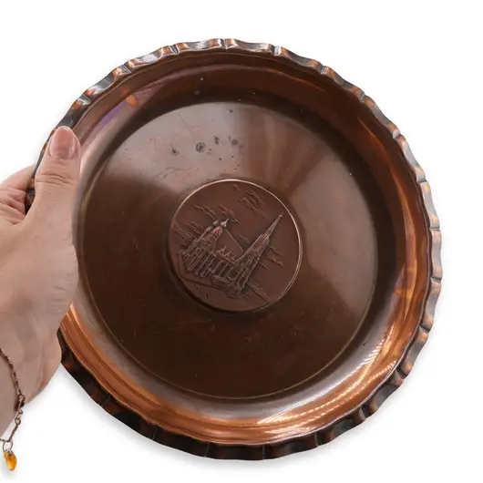 Tava vintage din cupru gravata, model catedrala Viena, 22cm, imagine 3
