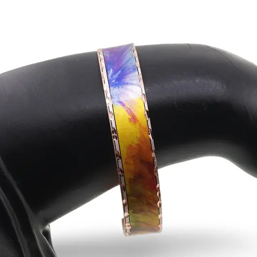 Bratara reglabila din cupru cu design abstract curcubeu si margini texturate, imagine 3