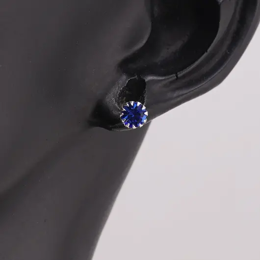 Cercei cu surub din Argint 925 si zircon albastru inchis, 4-5mm, imagine 2