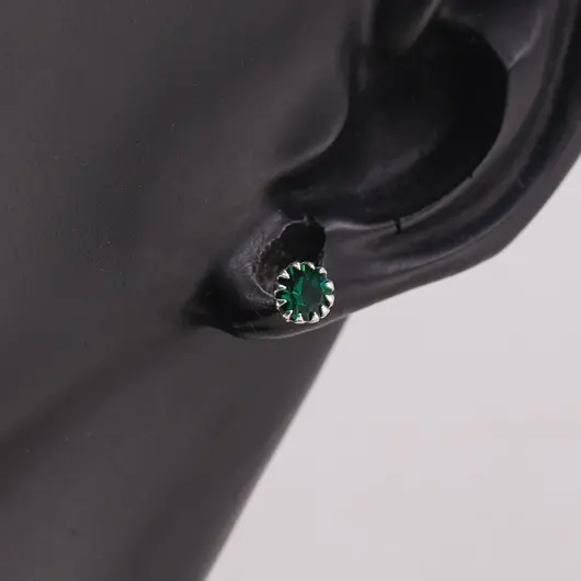 Cercei cu surub din Argint 925 si zircon verde inchis, 4-5mm, imagine 2