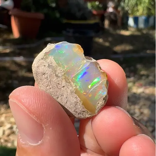 Opal Etiopian de Foc, brut, E14, imagine 2