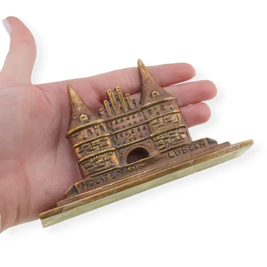 Decoratiune vintage din bronz portiile Holstentor Lubeck - 7,5cm, imagine 3