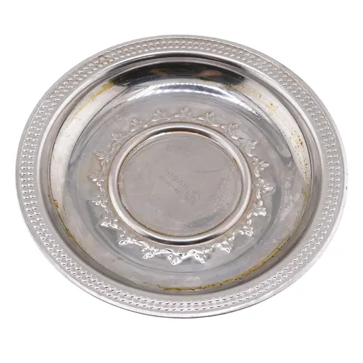 Farfurie metalica decorativa vintage cu model embosat floral - 10,5cm