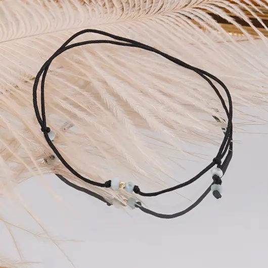 Bratara reglabila pe snur negru cu Larimar discuri fatetate 3mm si un bumb de aur, imagine 3
