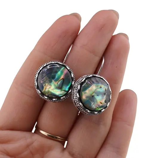 Cercei cu agatatoare model rotund cu montura argintie, Scoica Abalone - 20mm, imagine 4