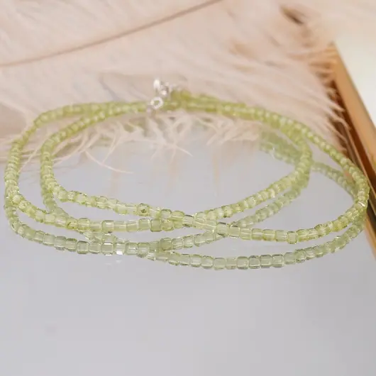 Colier Peridot cuburi fatetate cu Argint 925, 2-3mm, imagine 2