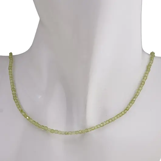 Colier Peridot cuburi fatetate cu Argint 925, 2-3mm, imagine 3