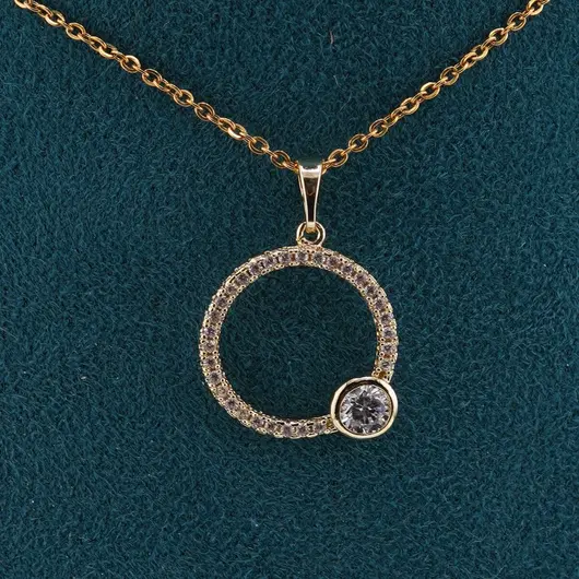 Pandantiv din cupru placat cu aur galben 18k, model rotund cu zirconii si piatra laterala, imagine 2