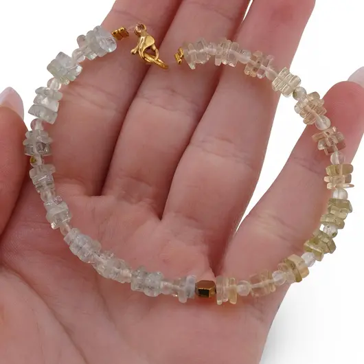 Bratara Acvamarin, Prasiolit si Peridot patratele 4-5mm, Prasiolit sfere 3mm si Hematit auriu 4mm, imagine 3