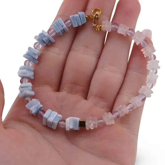 Bratara Cuart roz si Opal albastru patratele 5-6mm cu Ametist sfere 4mm si Hematit auriu cub 3mm, imagine 3
