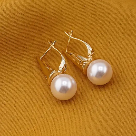 Cercei din cupru placat cu aur galben 18k, model conic cu perla, imagine 2