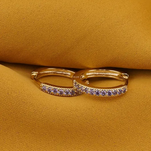 Cercei din cupru placat cu aur galben 18k, model rotund cu zirconii mov, imagine 2