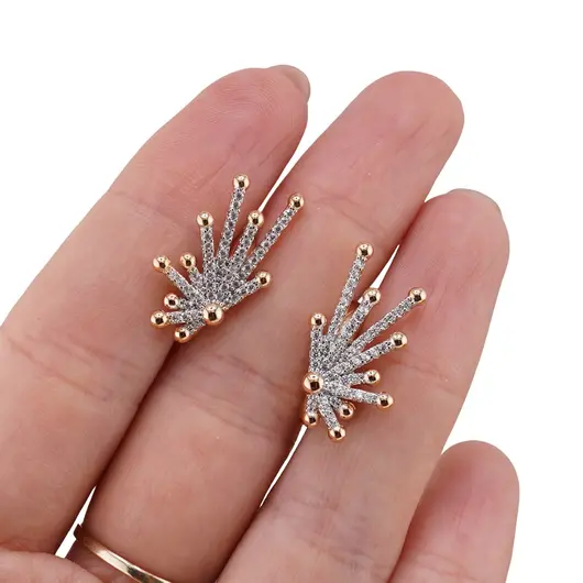 Cercei din cupru placat cu aur roz 18k, model stelat cu zirconii, imagine 3