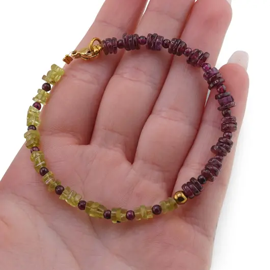 Bratara Granat Rhodolit sfere si discuri 3-5mm cu Peridot patratele 4mm, imagine 3