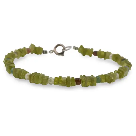 Bratara Peridot patratele 4mm si Mix Cristale sfere 3mm, imagine 2