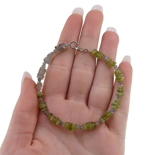 Bratara Peridot si Piatra Lunii gri patratele 4mm si Labradorit discuri fatetate 3mm, imagine 3