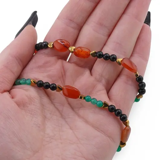 Colier Carneol neuniform 8-15mm, Onix verde si Turmalina neagra sfere 4mm cu Hematit auriu inimi 4mm, imagine 3